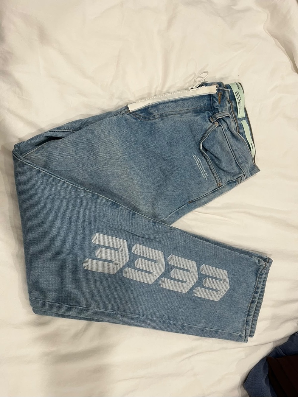 Off-white Light Blue Graphic Jeans size 29